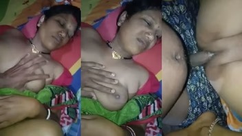 Village Porn Of Fucking Bhabhi In A Green Saree